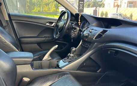 Honda Accord VIII рестайлинг, 2012 год, 1 090 000 рублей, 20 фотография