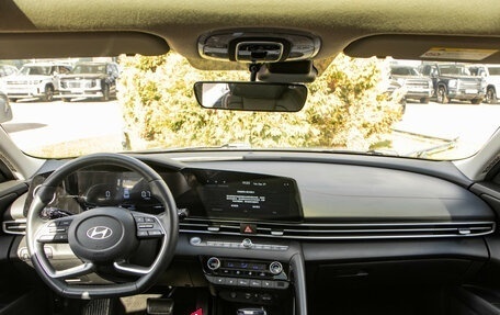 Hyundai Elantra, 2023 год, 2 228 000 рублей, 10 фотография