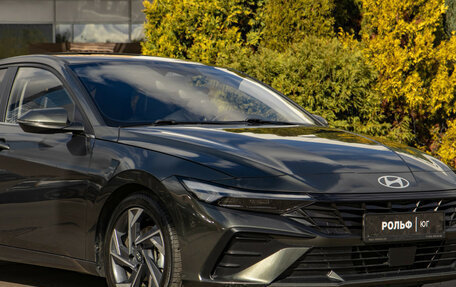 Hyundai Elantra, 2023 год, 2 228 000 рублей, 16 фотография