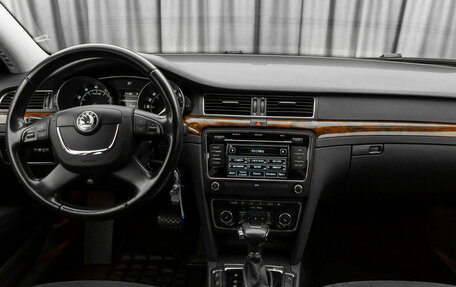 Skoda Superb III рестайлинг, 2012 год, 970 000 рублей, 11 фотография