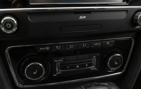 Skoda Superb III рестайлинг, 2012 год, 970 000 рублей, 24 фотография