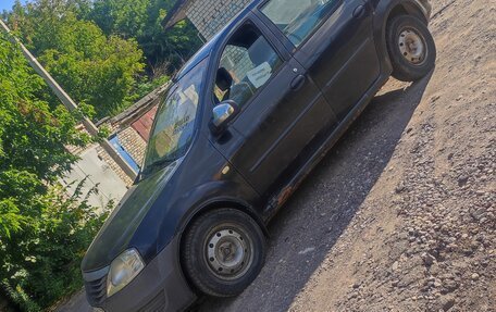 Renault Logan I, 2013 год, 120 000 рублей, 2 фотография