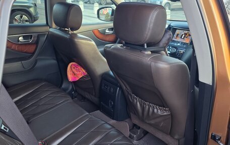 Infiniti FX II, 2010 год, 1 550 000 рублей, 8 фотография