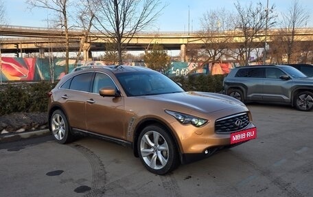Infiniti FX II, 2010 год, 1 550 000 рублей, 3 фотография