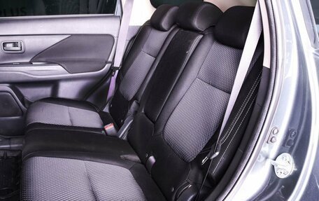 Mitsubishi Outlander III рестайлинг 3, 2018 год, 1 680 000 рублей, 9 фотография