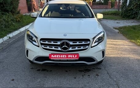 Mercedes-Benz GLA, 2016 год, 1 500 000 рублей, 2 фотография