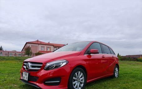 Mercedes-Benz B-Класс, 2014 год, 1 300 000 рублей, 6 фотография