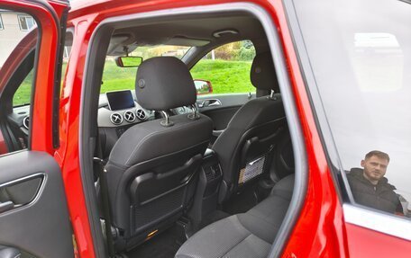 Mercedes-Benz B-Класс, 2014 год, 1 300 000 рублей, 11 фотография