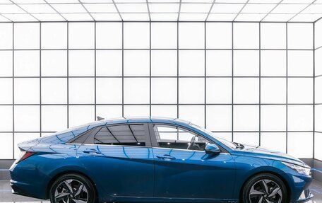 Hyundai Elantra, 2023 год, 2 090 000 рублей, 5 фотография