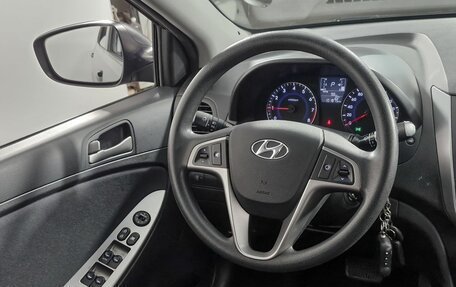 Hyundai Solaris II рестайлинг, 2015 год, 929 000 рублей, 15 фотография