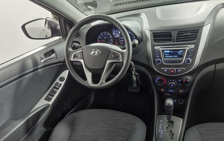 Hyundai Solaris II рестайлинг, 2015 год, 929 000 рублей, 14 фотография