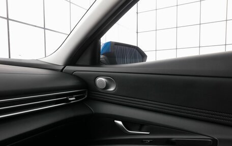 Hyundai Elantra, 2023 год, 2 090 000 рублей, 16 фотография