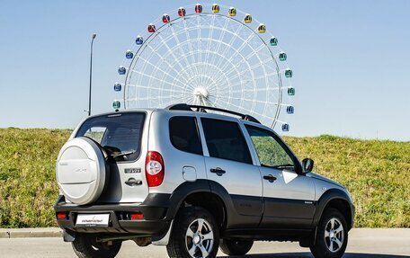 Chevrolet Niva I рестайлинг, 2018 год, 750 000 рублей, 2 фотография