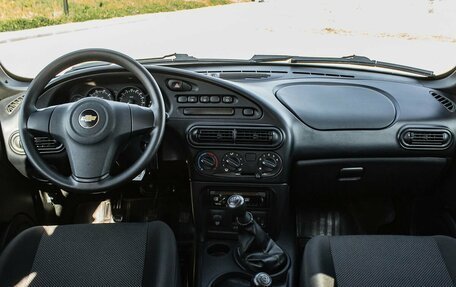 Chevrolet Niva I рестайлинг, 2018 год, 750 000 рублей, 15 фотография