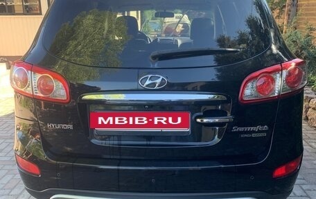 Hyundai Santa Fe III рестайлинг, 2011 год, 975 000 рублей, 2 фотография