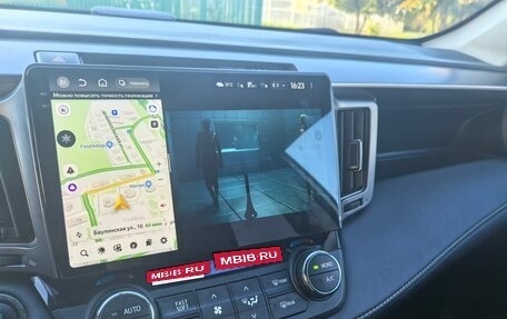 Toyota RAV4, 2019 год, 2 599 000 рублей, 11 фотография