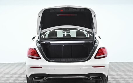 Mercedes-Benz E-Класс, 2017 год, 1 695 000 рублей, 6 фотография