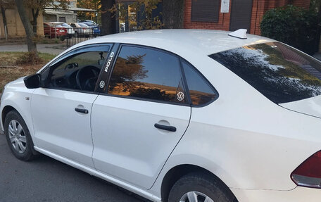 Volkswagen Polo VI (EU Market), 2011 год, 530 000 рублей, 3 фотография