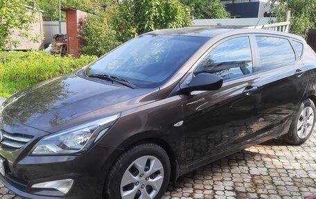 Hyundai Solaris II рестайлинг, 2014 год, 740 000 рублей, 3 фотография