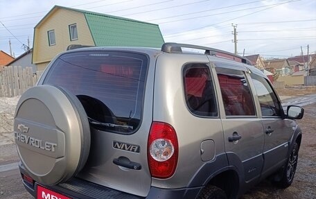Chevrolet Niva I рестайлинг, 2012 год, 547 000 рублей, 4 фотография
