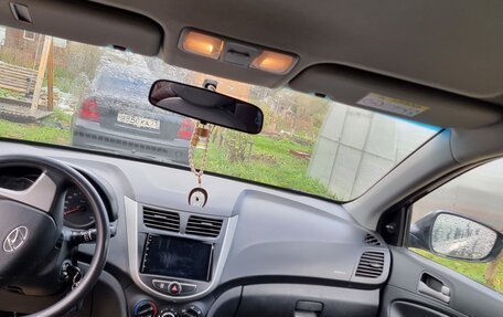 Hyundai Solaris II рестайлинг, 2014 год, 740 000 рублей, 9 фотография
