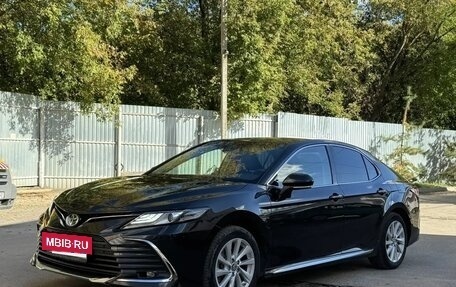 Toyota Camry, 2023 год, 3 333 000 рублей, 3 фотография