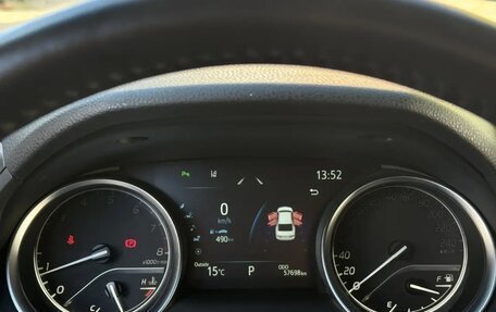 Toyota Camry, 2023 год, 3 333 000 рублей, 10 фотография