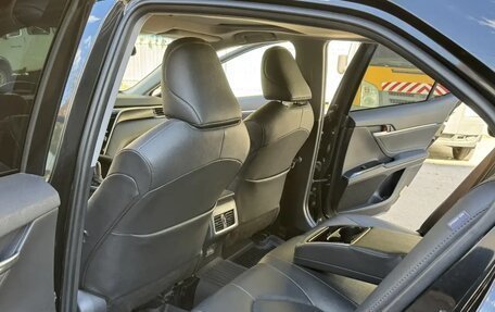 Toyota Camry, 2023 год, 3 333 000 рублей, 19 фотография
