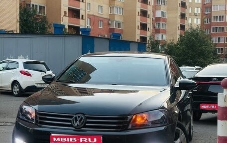 Volkswagen Passat B7, 2013 год, 1 050 000 рублей, 1 фотография