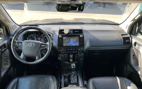 Toyota Land Cruiser Prado 150 рестайлинг 2, 2018 год, 5 990 000 рублей, 13 фотография