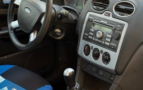 Ford Focus II рестайлинг, 2006 год, 140 000 рублей, 8 фотография