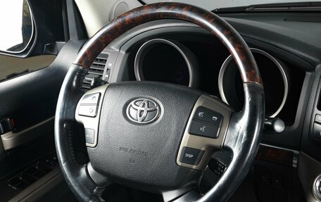 Toyota Land Cruiser 200, 2010 год, 2 999 000 рублей, 12 фотография