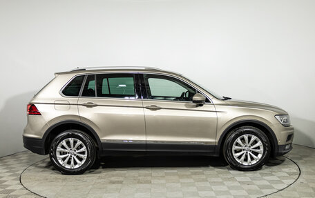 Volkswagen Tiguan II, 2017 год, 2 099 700 рублей, 4 фотография