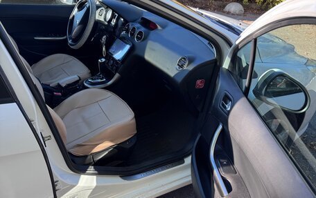 Peugeot 308 II, 2012 год, 550 000 рублей, 13 фотография