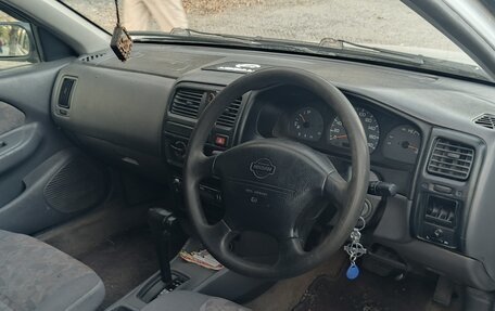 Nissan Pulsar IV, 2000 год, 220 000 рублей, 4 фотография