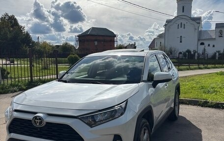 Toyota RAV4, 2020 год, 2 748 000 рублей, 7 фотография