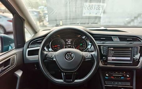 Volkswagen Touran III, 2022 год, 1 430 000 рублей, 11 фотография