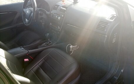 Toyota Avensis III рестайлинг, 2009 год, 1 150 000 рублей, 10 фотография