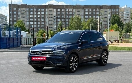 Volkswagen Tiguan II, 2018 год, 2 850 000 рублей, 7 фотография