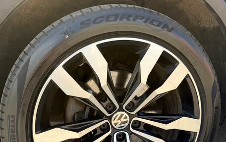 Volkswagen Tiguan II, 2018 год, 2 850 000 рублей, 15 фотография