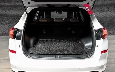 Hyundai Tucson III, 2019 год, 2 300 000 рублей, 6 фотография