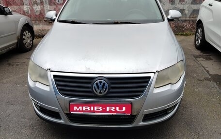 Volkswagen Passat B6, 2006 год, 290 000 рублей, 1 фотография