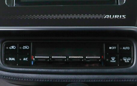 Toyota Auris II, 2015 год, 1 329 000 рублей, 16 фотография