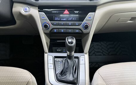Hyundai Elantra VI рестайлинг, 2016 год, 1 050 000 рублей, 14 фотография