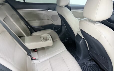 Hyundai Elantra VI рестайлинг, 2016 год, 1 050 000 рублей, 18 фотография
