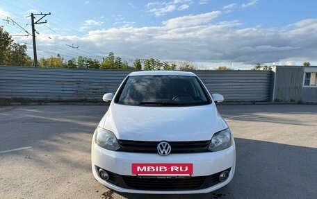 Volkswagen Golf Plus II, 2012 год, 900 000 рублей, 2 фотография