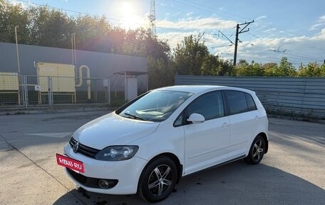 Volkswagen Golf Plus II, 2012 год, 900 000 рублей, 3 фотография