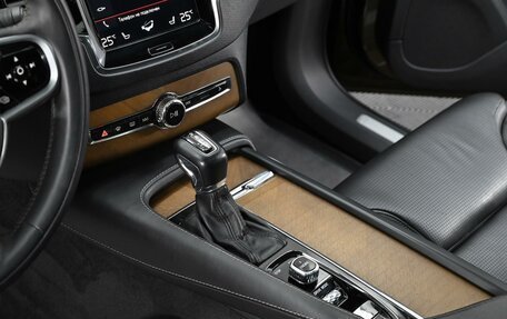 Volvo XC90 II рестайлинг, 2016 год, 2 949 000 рублей, 11 фотография