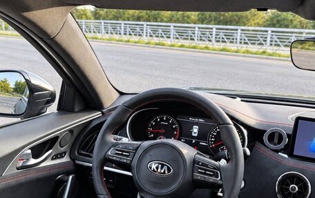 KIA Stinger I, 2021 год, 3 520 000 рублей, 25 фотография