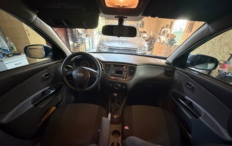 KIA Rio II, 2009 год, 600 000 рублей, 11 фотография